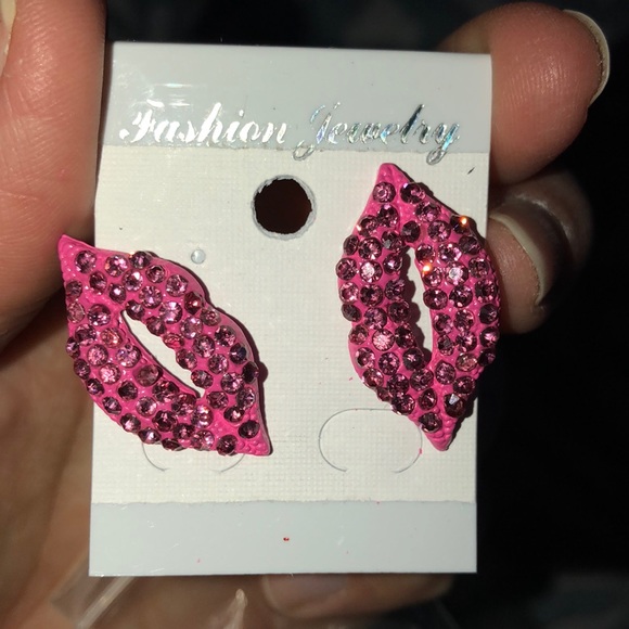 Earrings - Picture 8 of 8